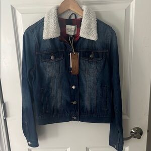 NWT Ashley Vintage Charm Jean denim Jacket Sz medium